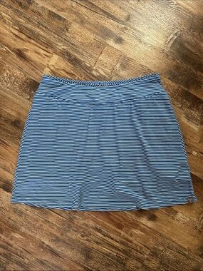 Title Nine Majestic Skort Stripe Size Medium